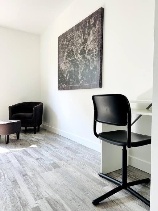 Walking Distance To St Boniface, Easy Parking Villa Winnipeg Bagian luar foto