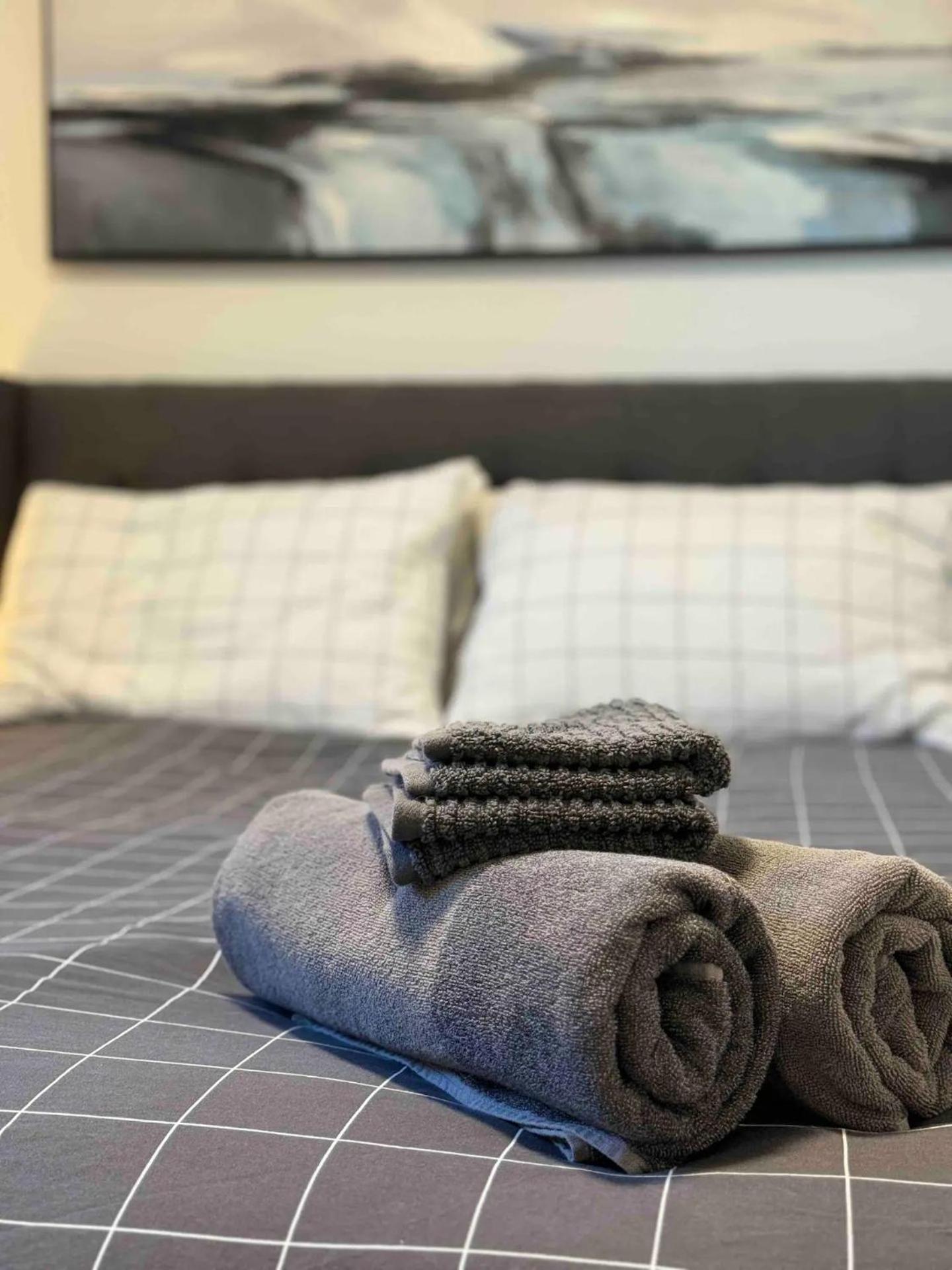 Walking Distance To St Boniface, Easy Parking Villa Winnipeg Bagian luar foto